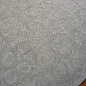 Contemporary American Hooked Rug — Light Gray Circles Pattern - detail view 3