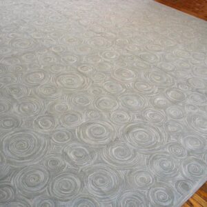 Contemporary American Hooked Rug — Light Gray Circles Pattern - detail view 5