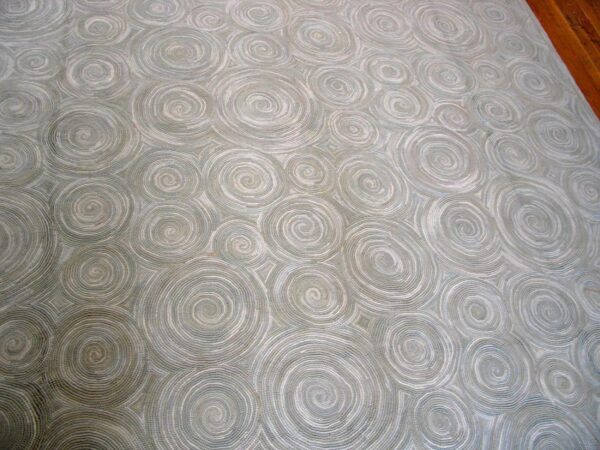 Contemporary american hooked rug — light gray circles pattern - detail view 7