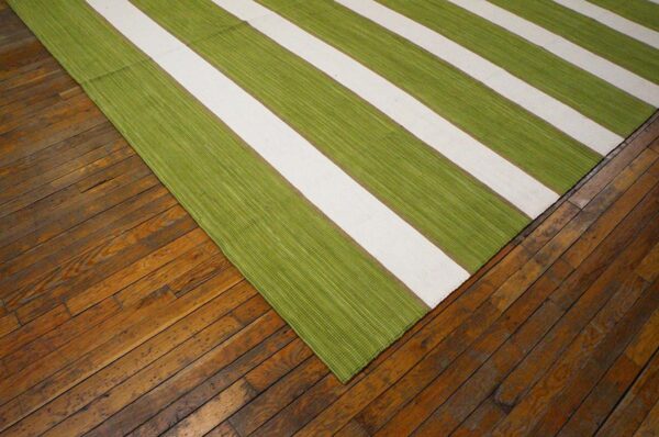 Contemporary american hooked rug 8'ã—10' â€” lime green & white stripe - detail view 3