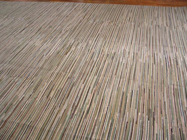 Contemporary american hooked rug â€” multicolor background, modern design - detail view 3