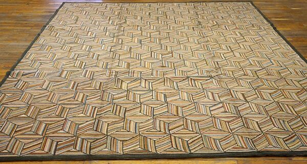 Contemporary american hooked rug â€” multicolor 3-d square, brown - detail view 2