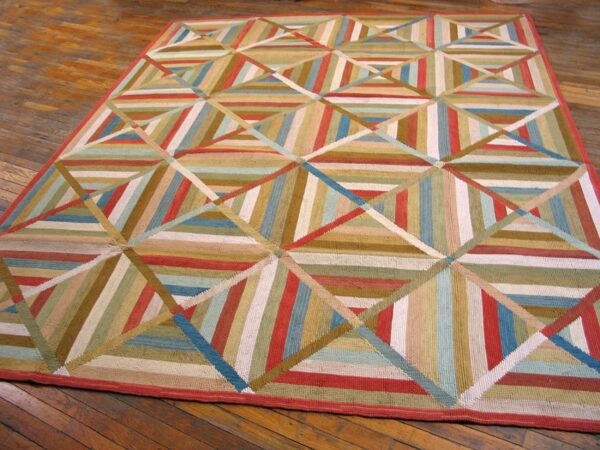 Contemporary american hooked rug — multicolor geometric pattern - detail view 1