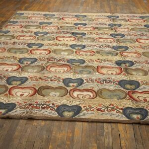 Contemporary American Hooked Rug 9'×12' — Multicolor Heart Pattern - detail view 1
