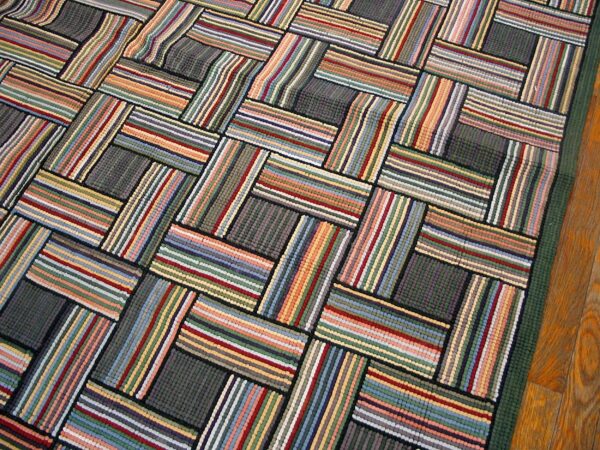 Contemporary american hooked rug — multicolor square pattern - detail view 1
