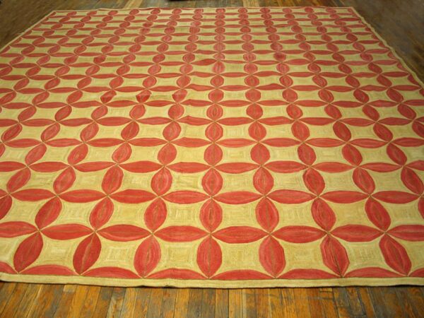 Contemporary american hooked rug — red circles pattern - detail view 2