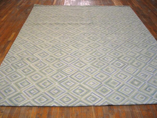 Contemporary american hooked rug — soft color diamond rag - detail view 1