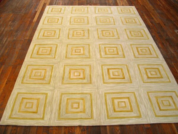 Contemporary american hooked rug — soft yellow square pattern - detail view 1