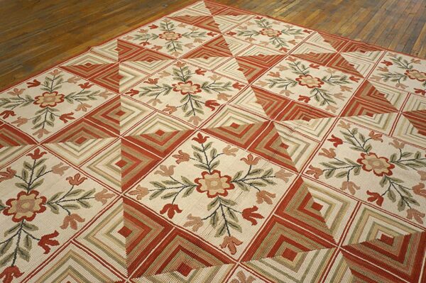 Contemporary american hooked rug — special modern design 3 Contemporary american hooked rug — special modern design - detail view 2