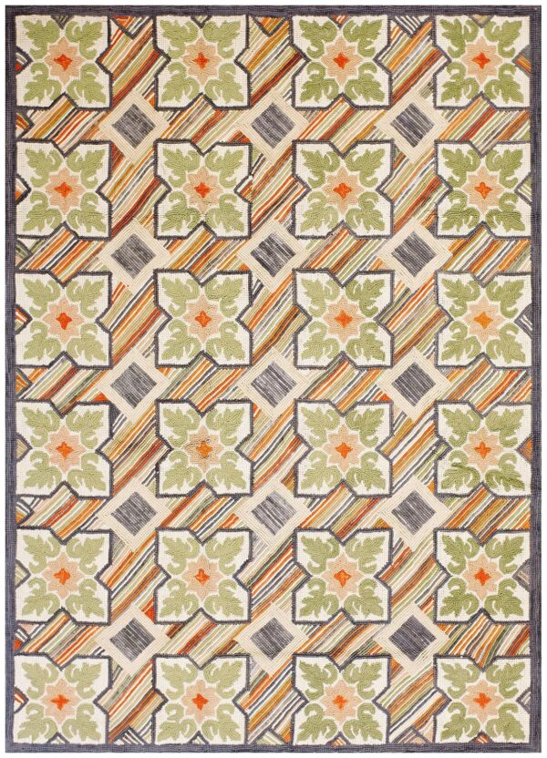 Contemporary american hooked rug — white & green cross-flowers pattern 1 Contemporary american hooked rug — white & green cross-flowers pattern