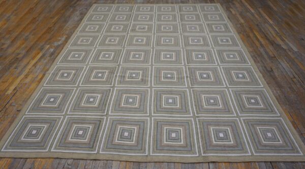 Contemporary cotton hooked rug 9'ã—12' hand-hooked - detail view 6