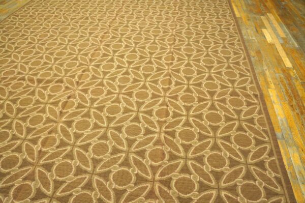 Contemporary handwoven wool needlepoint flat-weave rug with silk highlights, an admirable contemporary composition with silk highlights - detail view 4