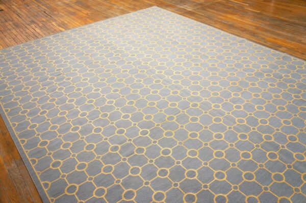 Contemporary handwoven wool needlepoint flat-weave rug with silk highlights, a charming contemporary composition with silk highlights - detail view 2