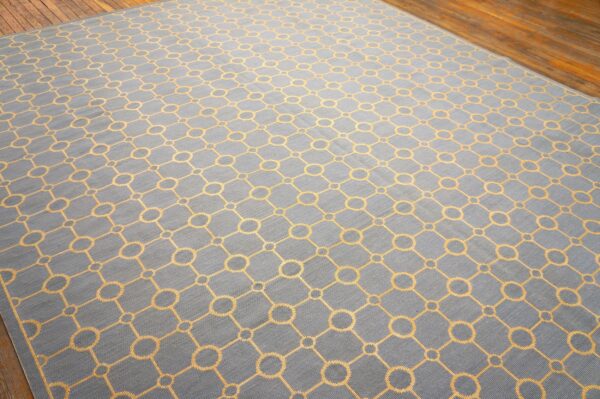 Contemporary handwoven wool needlepoint flat-weave rug with silk highlights, a charming contemporary composition with silk highlights - detail view 5