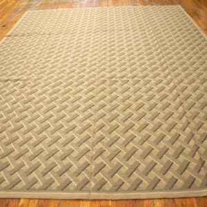 Contemporary Handwoven Wool Needlepoint Flat-Weave Rug with silk highlights, a radiant contemporary composition with silk highlights - detail view 1