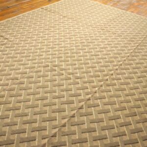 Contemporary Handwoven Wool Needlepoint Flat-Weave Rug with silk highlights, a radiant contemporary composition with silk highlights - detail view 3