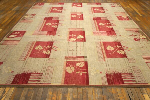 Contemporary handwoven wool needlepoint flat-weave rug with silk highlights, a splendid contemporary composition with silk highlights - detail view 1