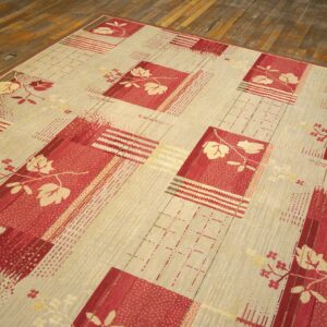 Contemporary Handwoven Wool Needlepoint Flat-Weave Rug with silk highlights, a splendid contemporary composition with silk highlights - detail view 2