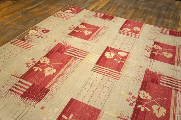 Contemporary handwoven wool needlepoint flat-weave rug with silk highlights, a splendid contemporary composition with silk highlights - detail view 2