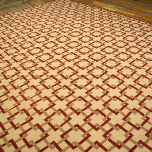 Contemporary Handwoven Wool Needlepoint Flat-Weave Rug with silk highlights, a splendid decorative composition with silk highlights - detail view 2