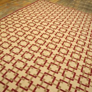 Contemporary Handwoven Wool Needlepoint Flat-Weave Rug with silk highlights, a splendid decorative composition with silk highlights - detail view 3