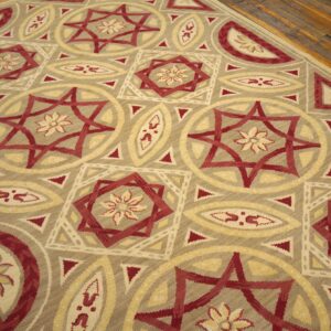 Contemporary Handwoven Wool Needlepoint Rug â€” Delicate Geometric Pattern - detail view 3