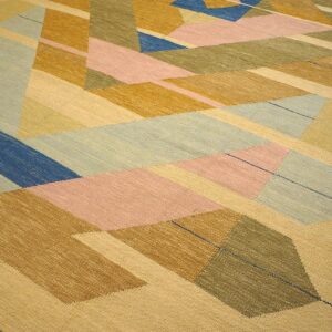 Contemporary Scandinavian Style Flat-Weave Rug â€” Beige Background, Medallion Pattern - detail view 3