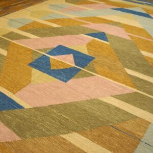 Contemporary Scandinavian Style Flat-Weave Rug â€” Beige Background, Medallion Pattern - detail view 6