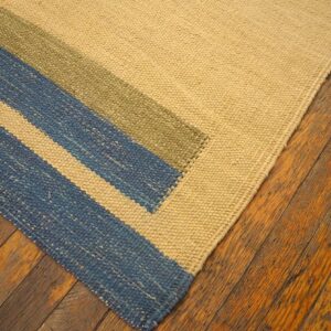 Contemporary Scandinavian Style Flat-Weave Rug â€” Beige Background, Medallion Pattern - detail view 8