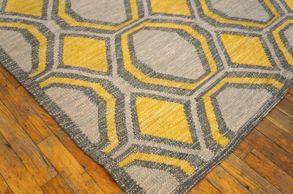 Contemporary scandinavian style flat-weave rug â€” gray & yellow allover pattern - detail view 10