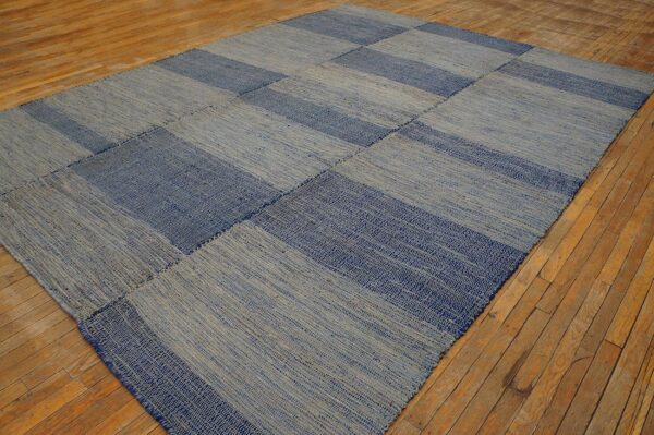 Contemporary shaker-style carpet 9'ã—12' hand-woven wool - detail view 1