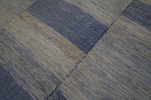Contemporary shaker-style carpet 9'ã—12' hand-woven wool - detail view 5