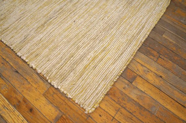 Contemporary shaker style flat-weave rug 9'ã—12' â€” beige & cream - detail view 8
