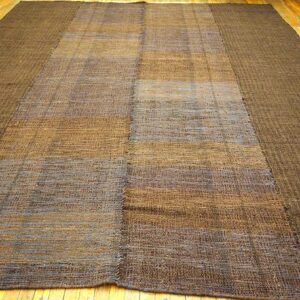 Contemporary Shaker Style Flat-Weave Rug â€” Brown Field - detail view 1