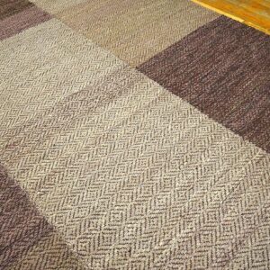 Contemporary Shaker Style Flat-Weave Rug â€” Earth-Tones - detail view 3