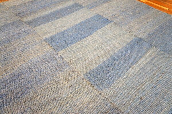 Contemporary shaker style flat-weave rug â€” faded blue color - detail view 2