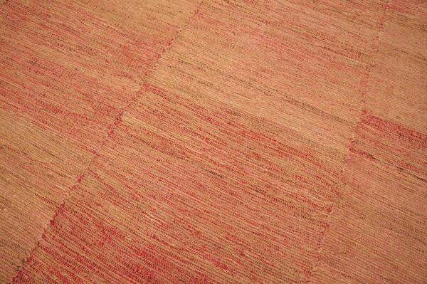 Contemporary shaker style flat-weave rug 10'ã—14' â€” rose background - detail view 3