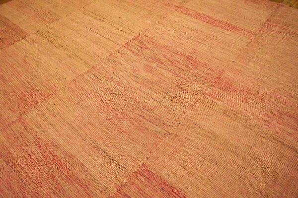 Contemporary shaker style flat-weave rug 10'ã—14' â€” rose background - detail view 5