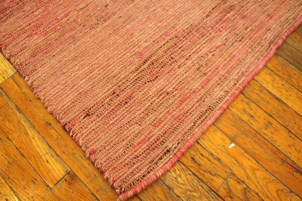 Contemporary shaker style flat-weave rug 10'ã—14' â€” rose background - detail view 7