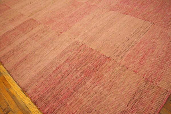 Contemporary shaker style flat-weave rug 10'ã—14' â€” rose background - detail view 8