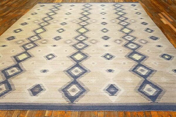Contemporary southwestern style rug 9'ã—12' â€” astonishing composition - detail view 1