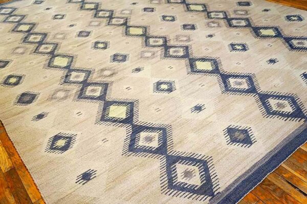 Contemporary southwestern style rug 9'ã—12' â€” astonishing composition - detail view 2