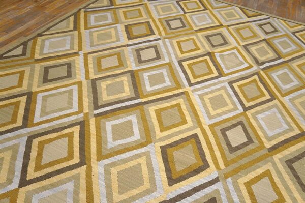 Contemporary southwestern style rug 9'ã—12' â€” beige ground - detail view 2