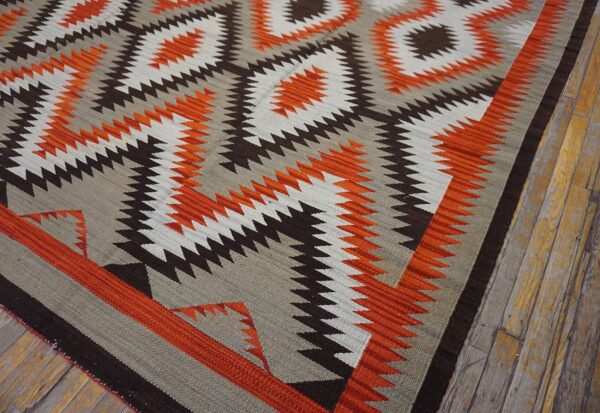 Contemporary southwestern style rug 9'ã—12' hand-woven wool - detail view 8