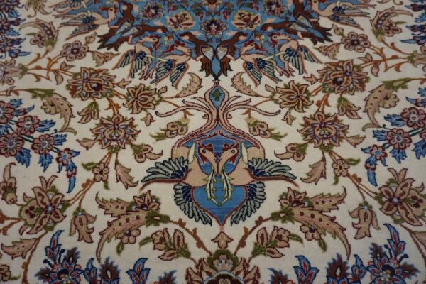 Mid 20th century persian isfahan carpet 4'11"ã—7'3" hand-knotted, central persia - detail view 5