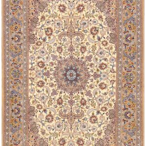 Mid 20th Century Persian Isfahan Carpet 3'7"Ã—5'7" Hand-Knotted, Central Persia