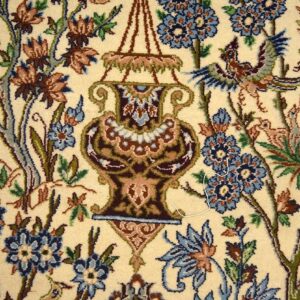 Mid 20th Century Persian Isfahan Carpet 3'7"Ã—5'5" Hand-Knotted, Central Persia - detail view 2