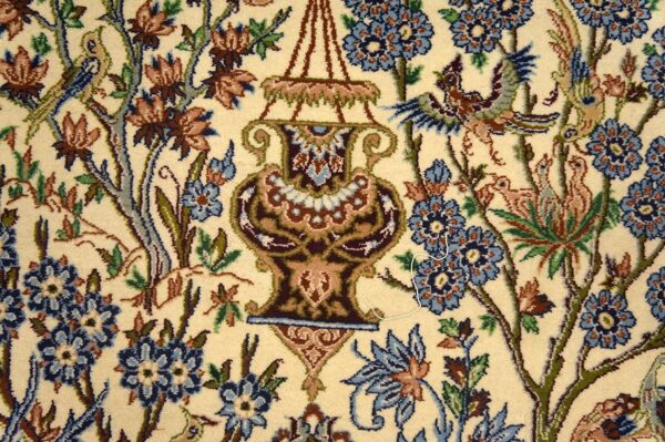 Mid 20th century persian isfahan carpet 3'7"ã—5'5" hand-knotted, central persia - detail view 2