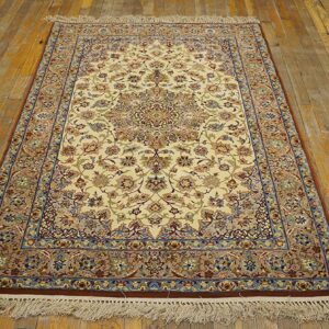 Mid-20th Century Persian Isfahan Carpet 3'8"×5'5" Ivory & Buff, Wool & Silk Highlights, Circa 1940 - detail view 5