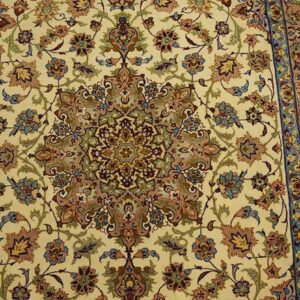 Mid-20th Century Persian Isfahan Carpet 3'8"×5'5" Ivory & Buff, Wool & Silk Highlights, Circa 1940 - detail view 8